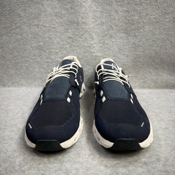On Running Shoes Mens Size 9.5 Cloud 5 Navy Blue White Low Top Athletic Sneakers - Picture 2 of 10